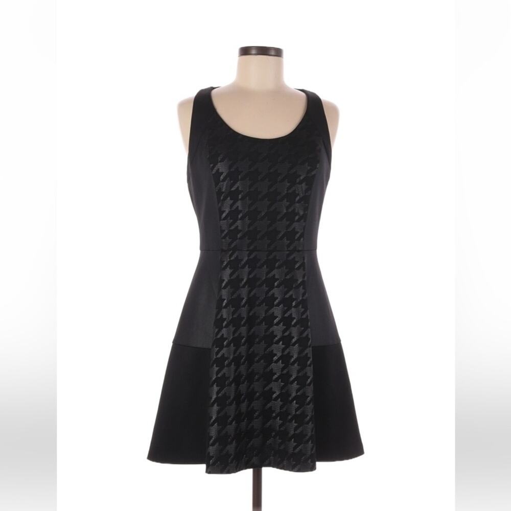 Piperlime‎ Collection black houndstooth fit and flare dress, size 8